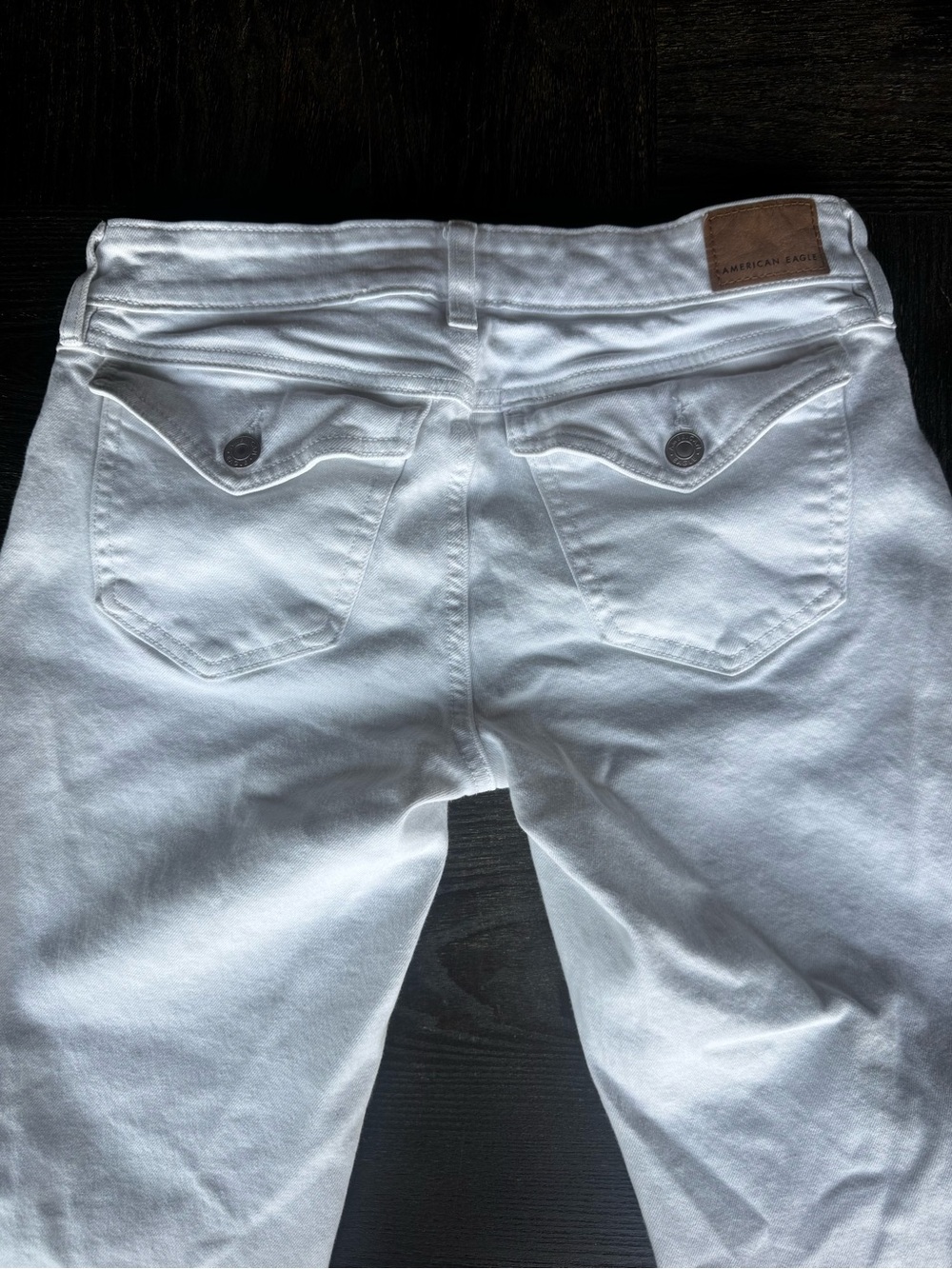 American Eagle Outfitters White Boot Cut Jeans with Button Up Back Pockets - Picture 4 of 11